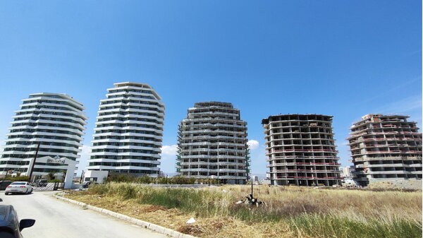 Sky Deluxia Life