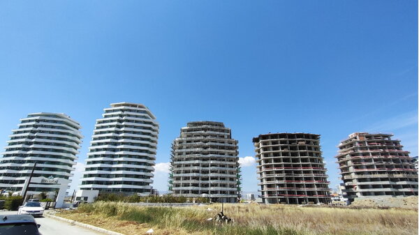 Sky Deluxia Life
